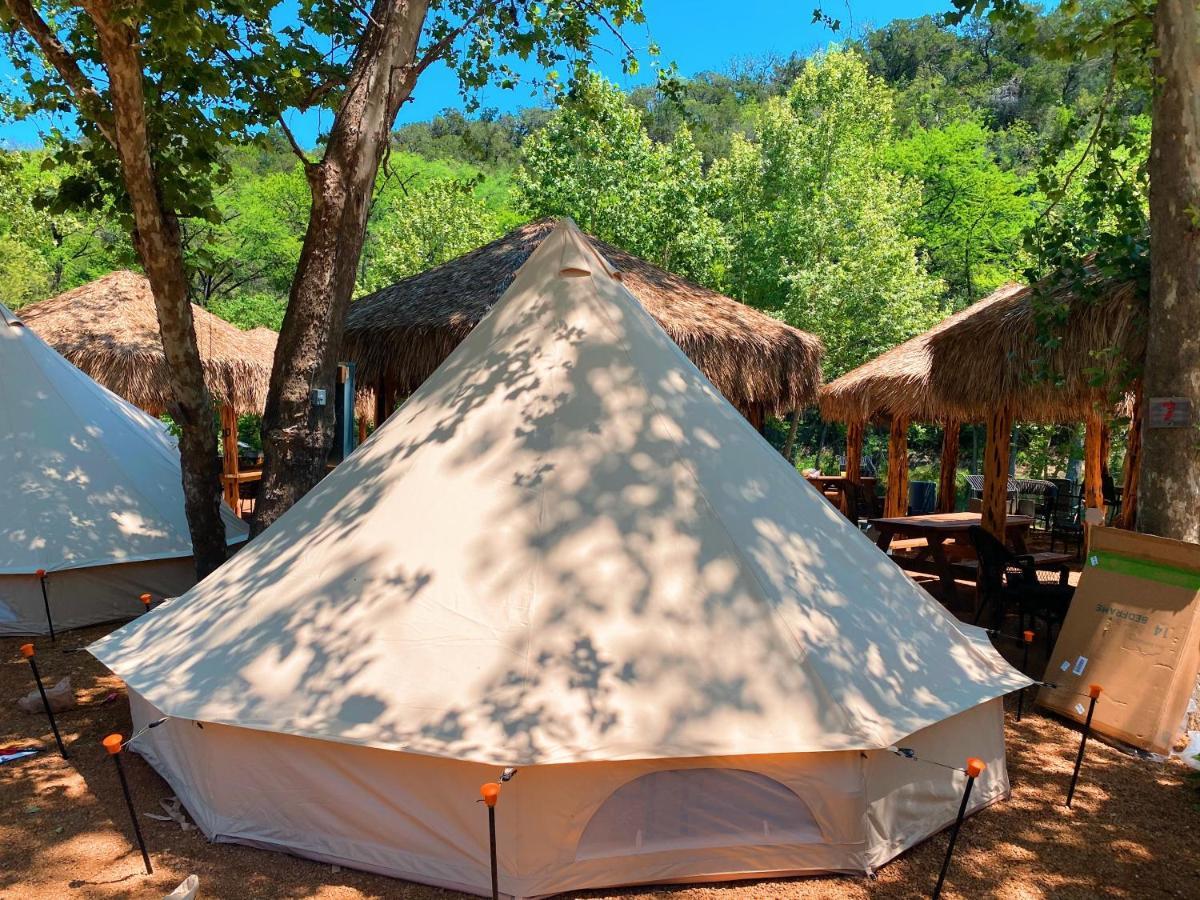 Son'S Guadalupe Glamping Tents - Adorable Riverside Glamping Tents Perfect A Family Getaway! New Braunfels Extérieur photo